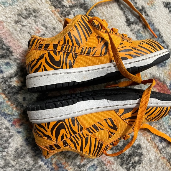 Nike Dunk Low Next Nature Td Tiger Stripe Size 9C - Picture 5 of 15